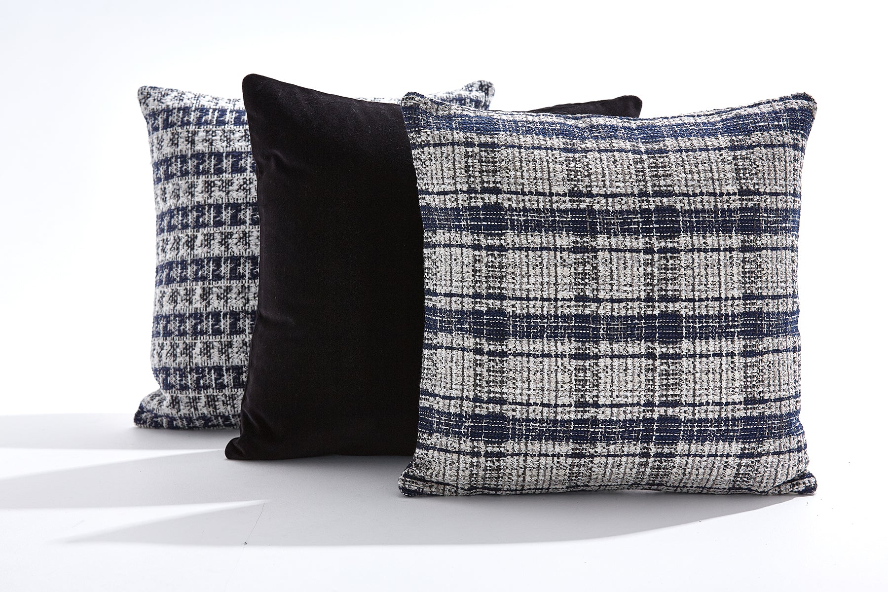 Monciel Home Inverno Triple Velvet Combination