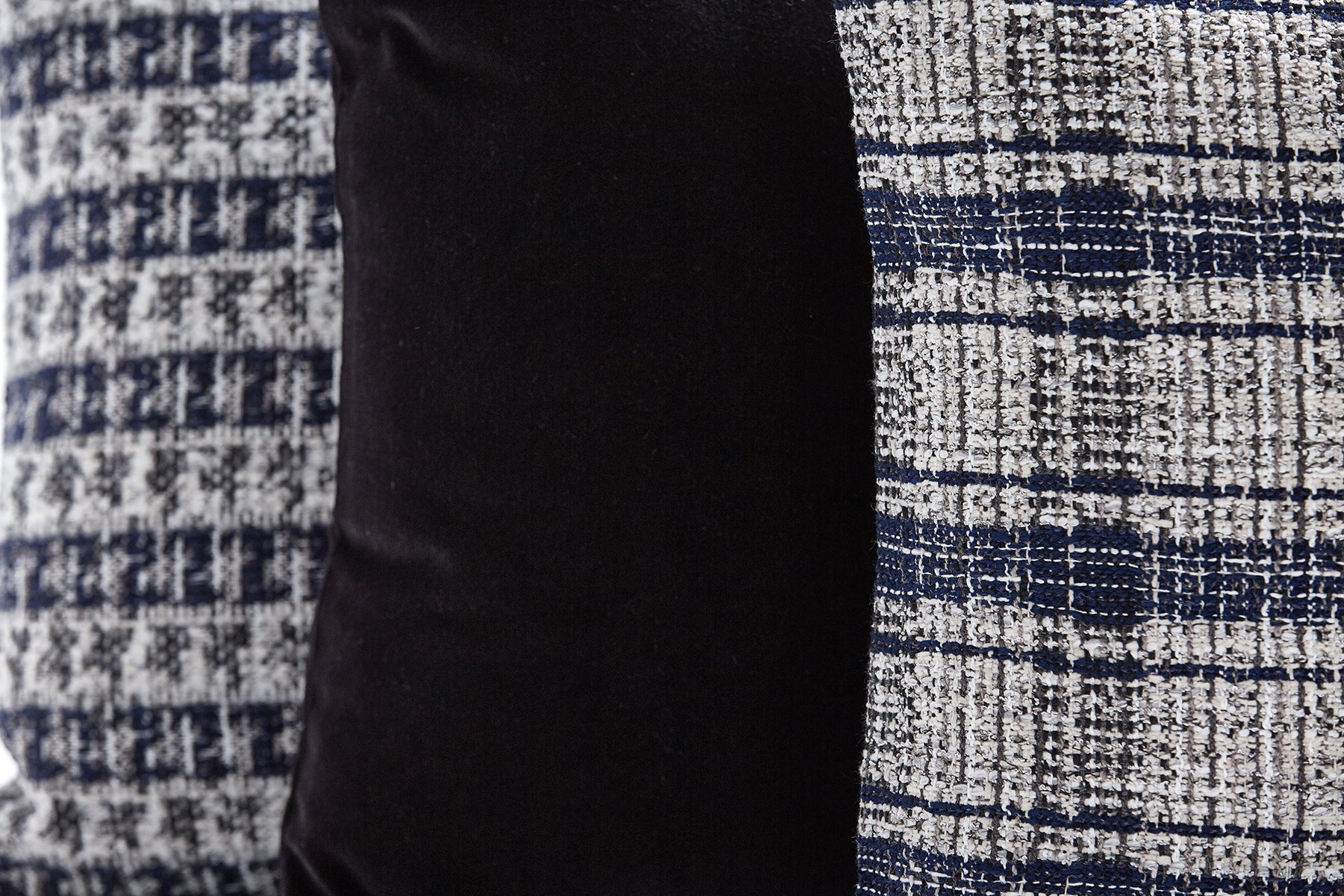 Monciel Home Inverno Triple Velvet Combination