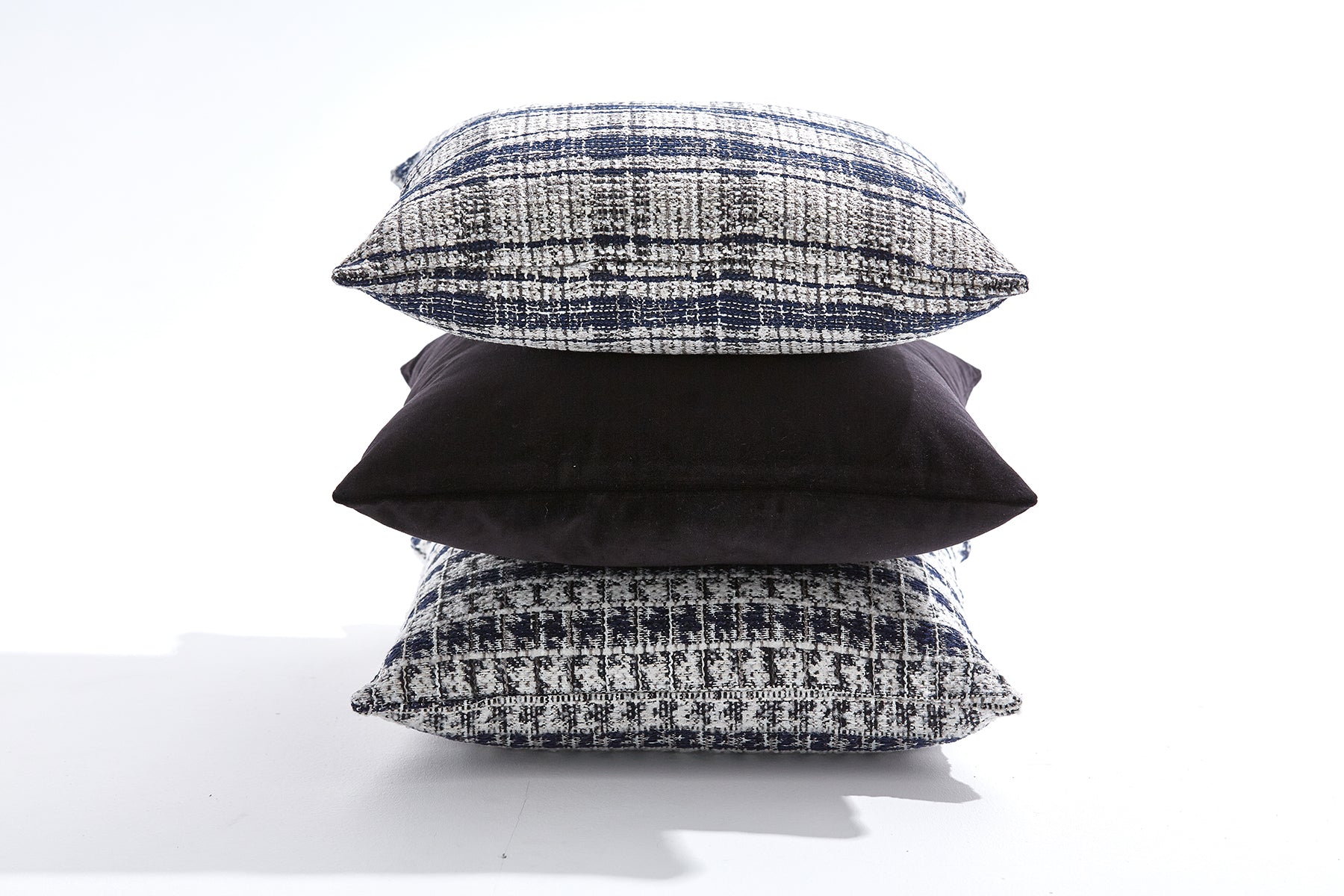 Monciel Home Inverno Triple Velvet Combination