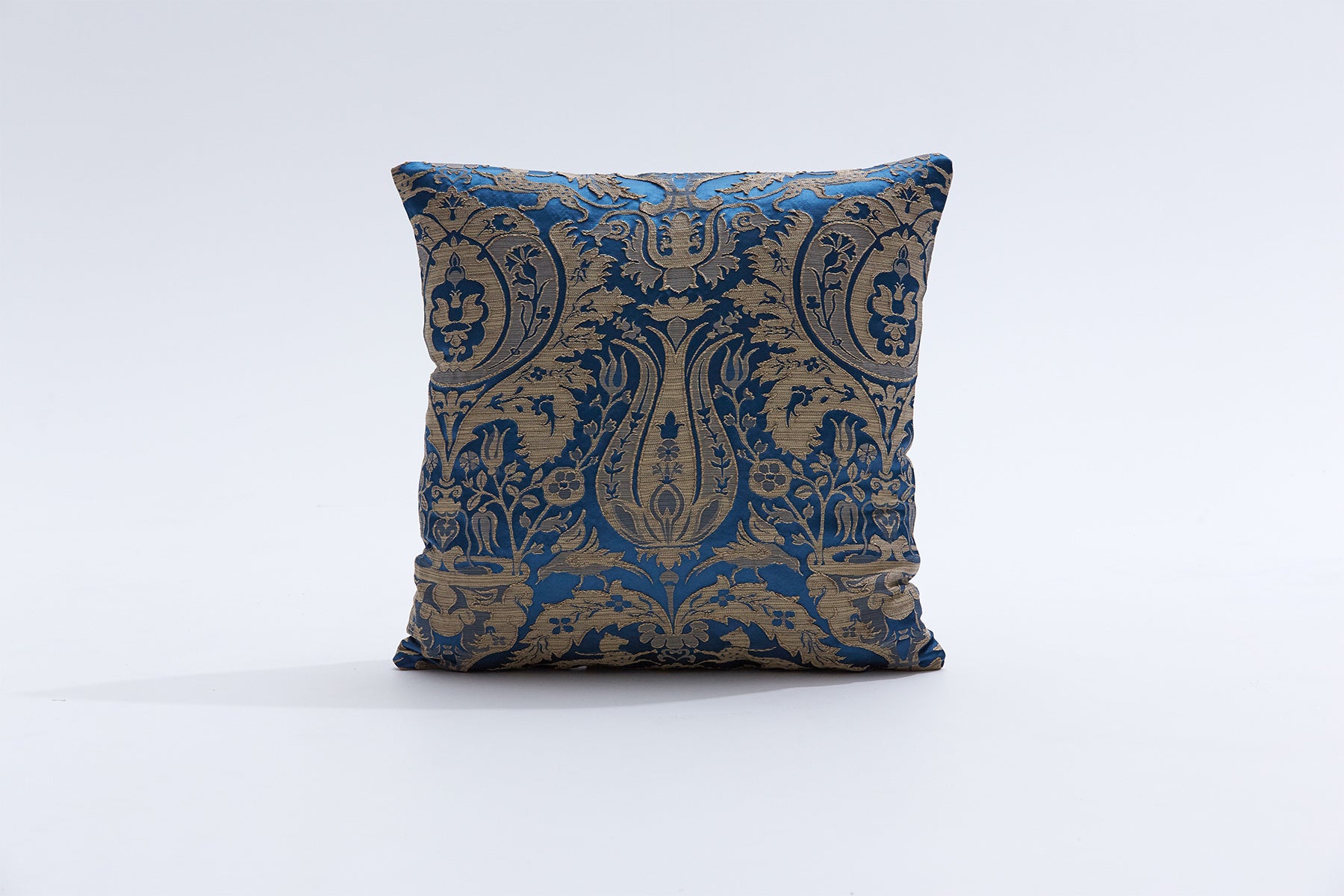 Monciel Home Palais  Throw Pillow Set