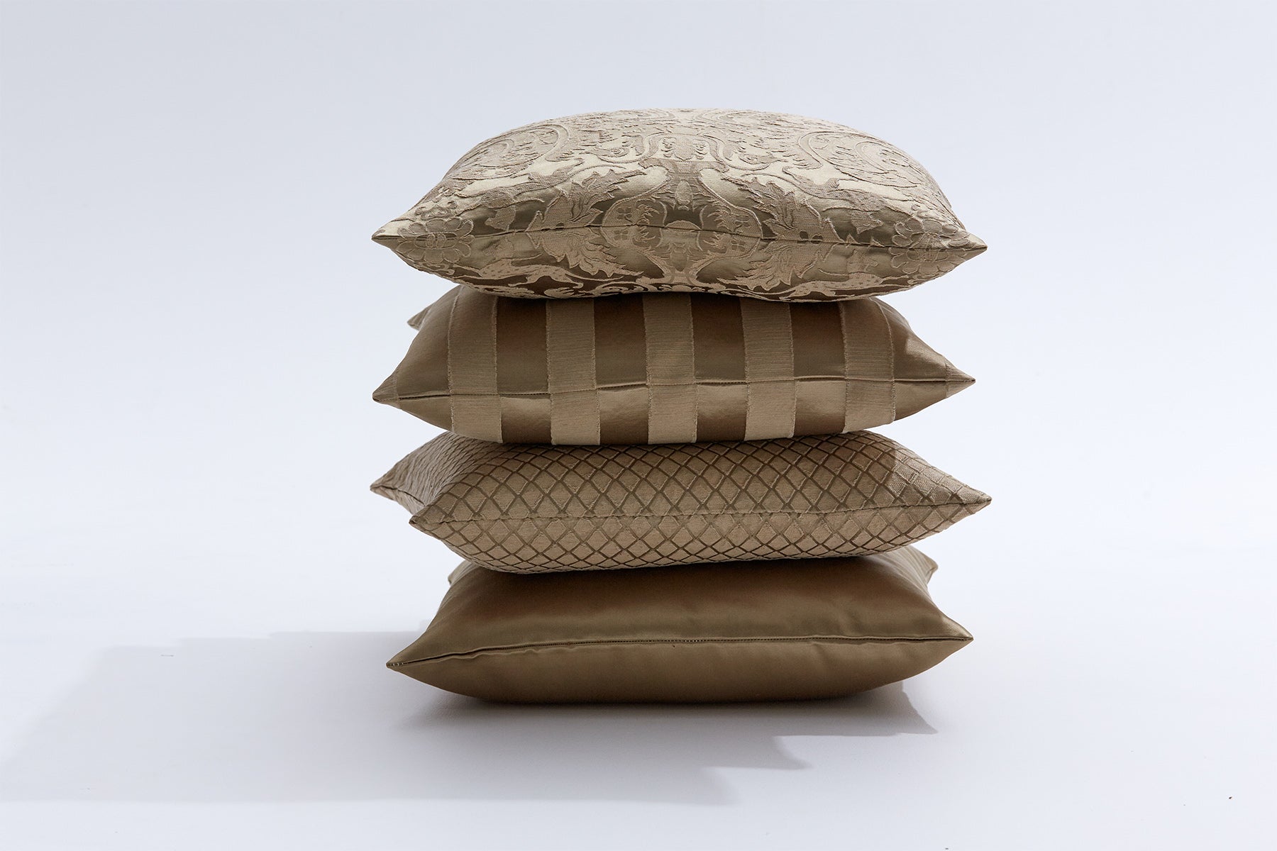 Monciel Home Palais Throw Pillow Set